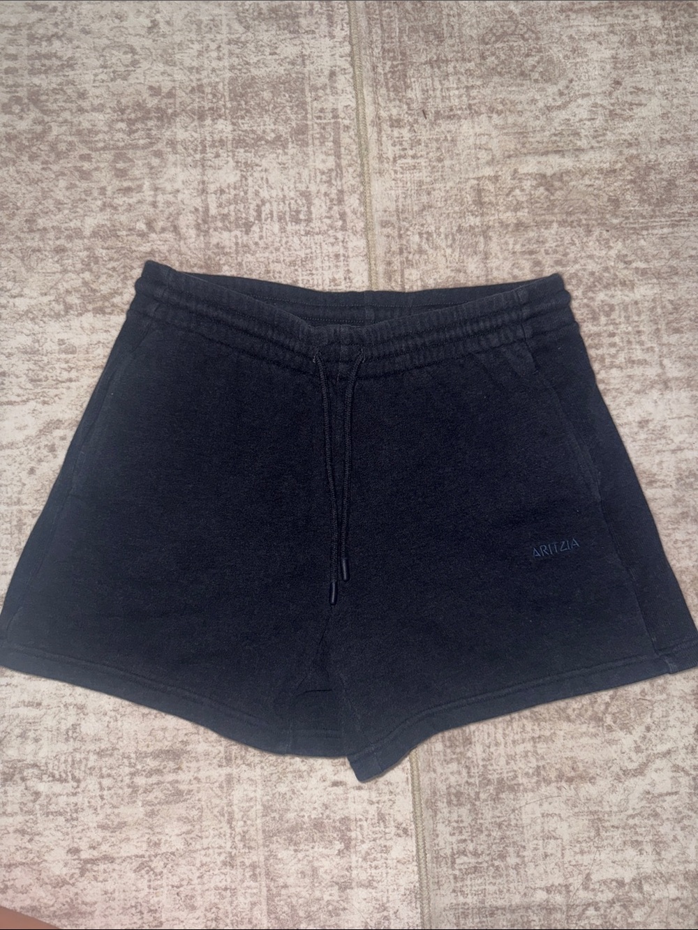 Aritzia Sweatfleece Shorts